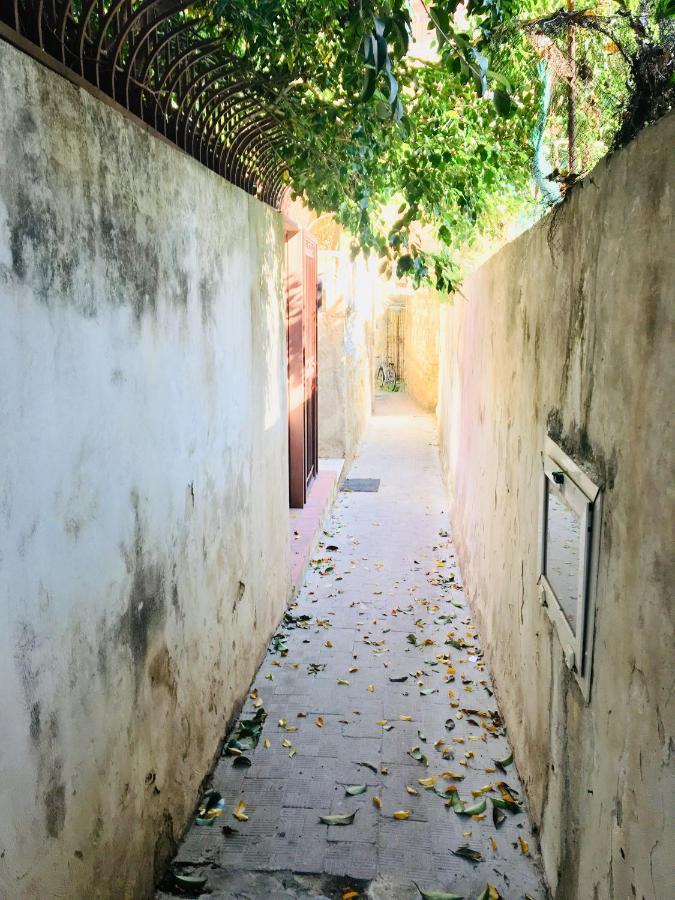 Residenza Chiaia Bed & Breakfast Napoli Bagian luar foto